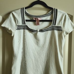 Bandolino Short Sleeve Top